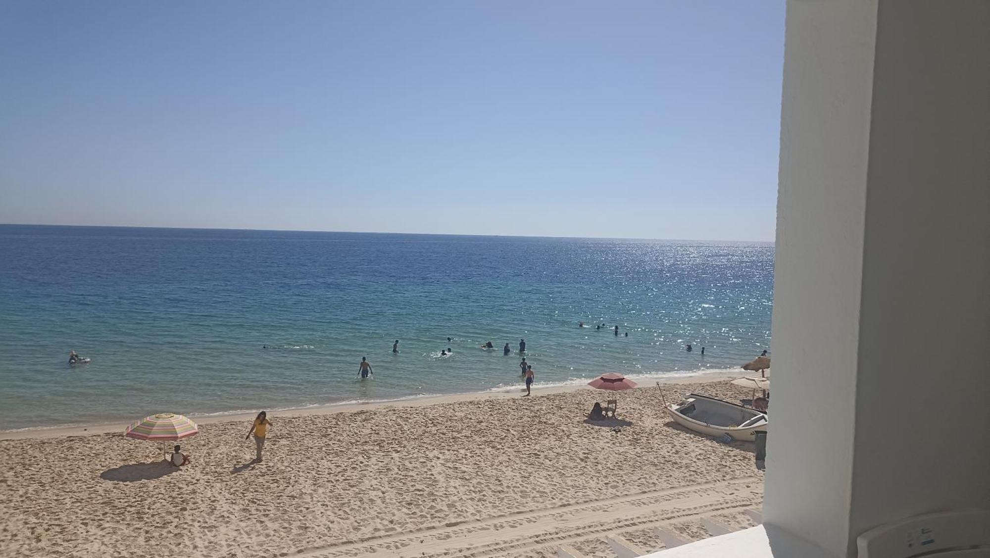 Апартаменты Pied Dans L'eau A Mediterraneen